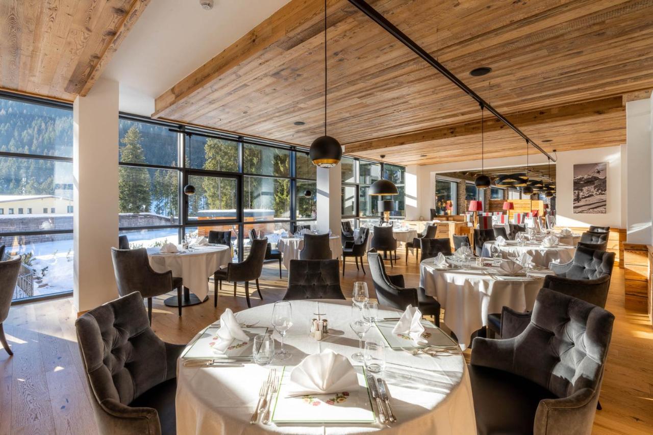Croce Bianca Leisure & Spa Hotel カナツェーイ エクステリア 写真