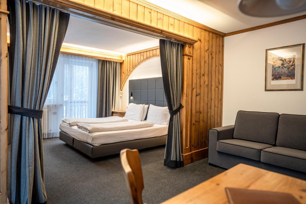 Croce Bianca Leisure & Spa Hotel カナツェーイ エクステリア 写真