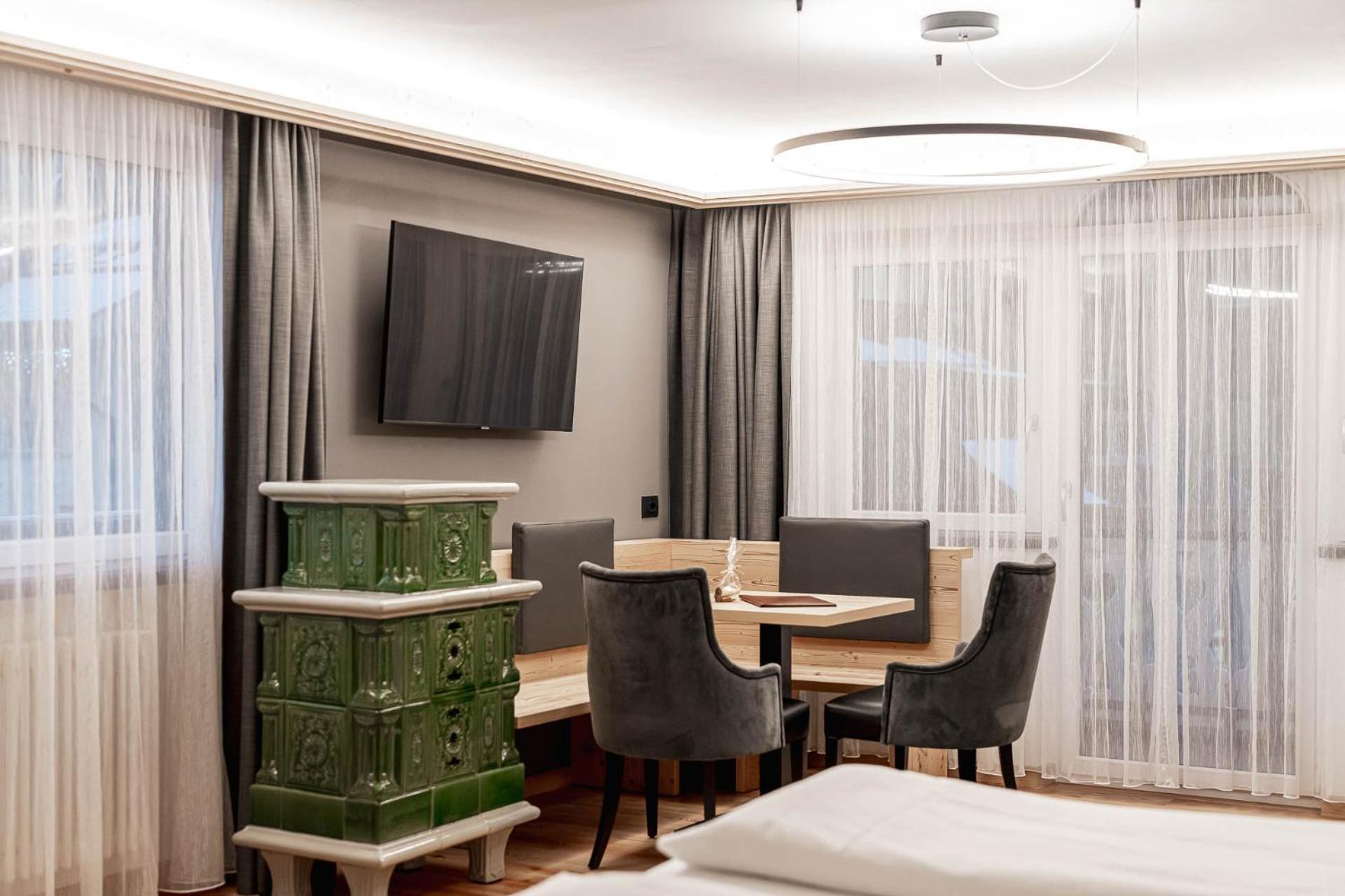 Croce Bianca Leisure & Spa Hotel カナツェーイ エクステリア 写真