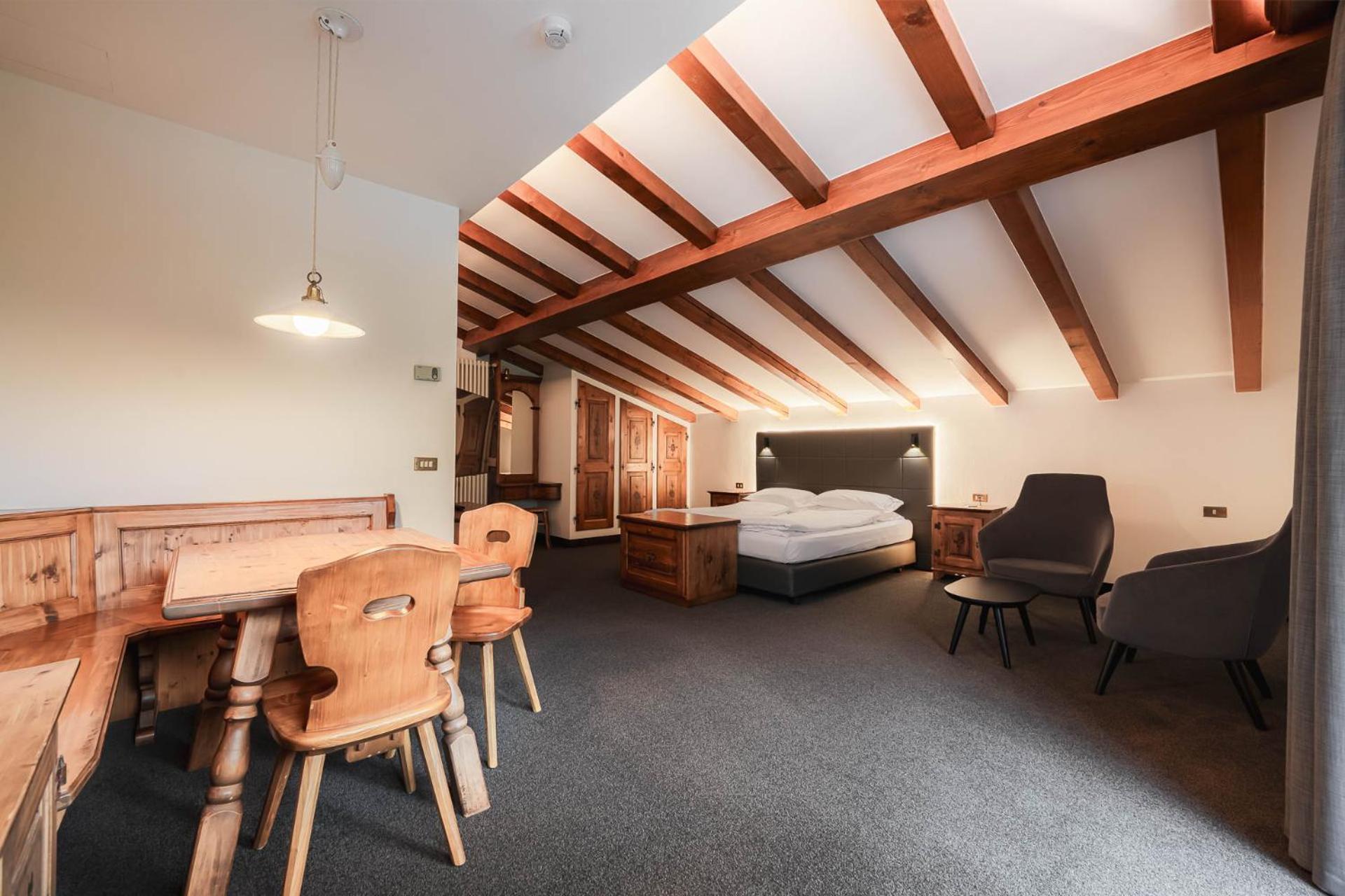 Croce Bianca Leisure & Spa Hotel カナツェーイ エクステリア 写真