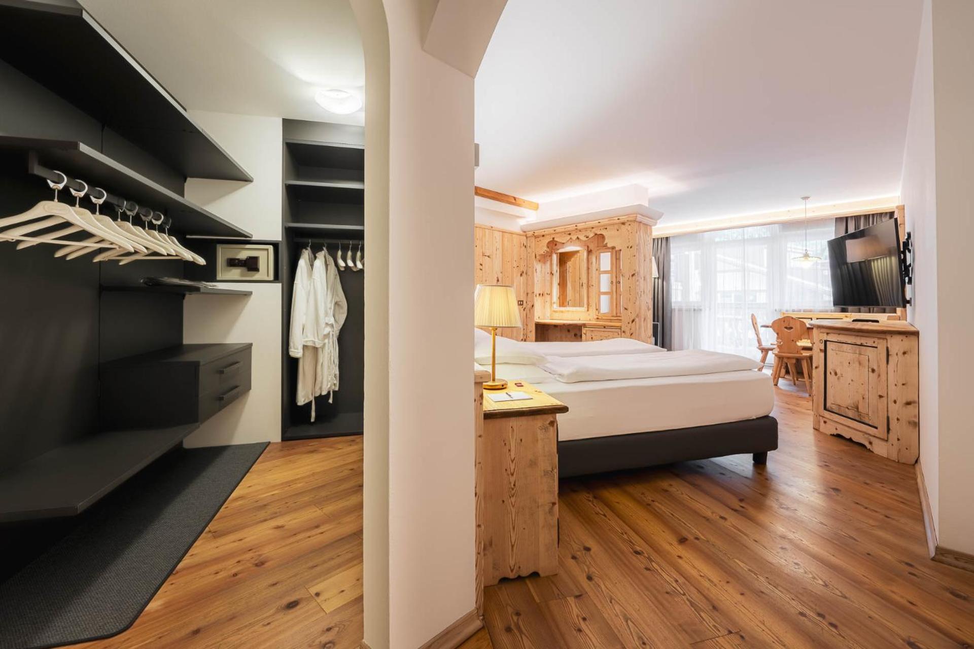 Croce Bianca Leisure & Spa Hotel カナツェーイ エクステリア 写真